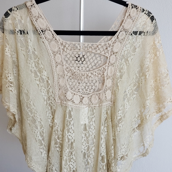 Lace blouse - Picture 3 of 8